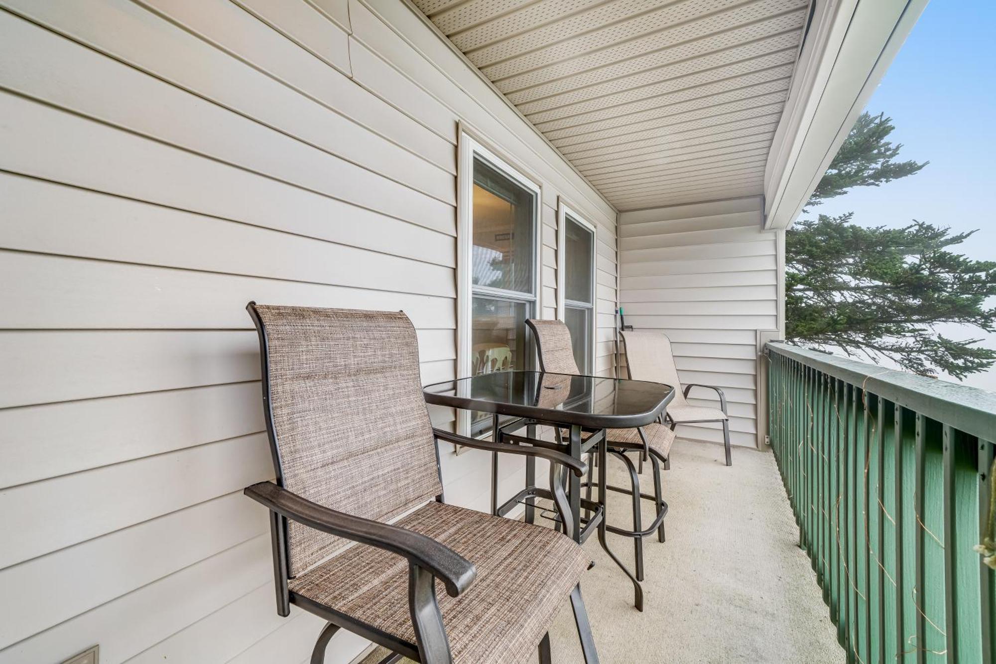 Pinnacle Beech Mountain Room photo